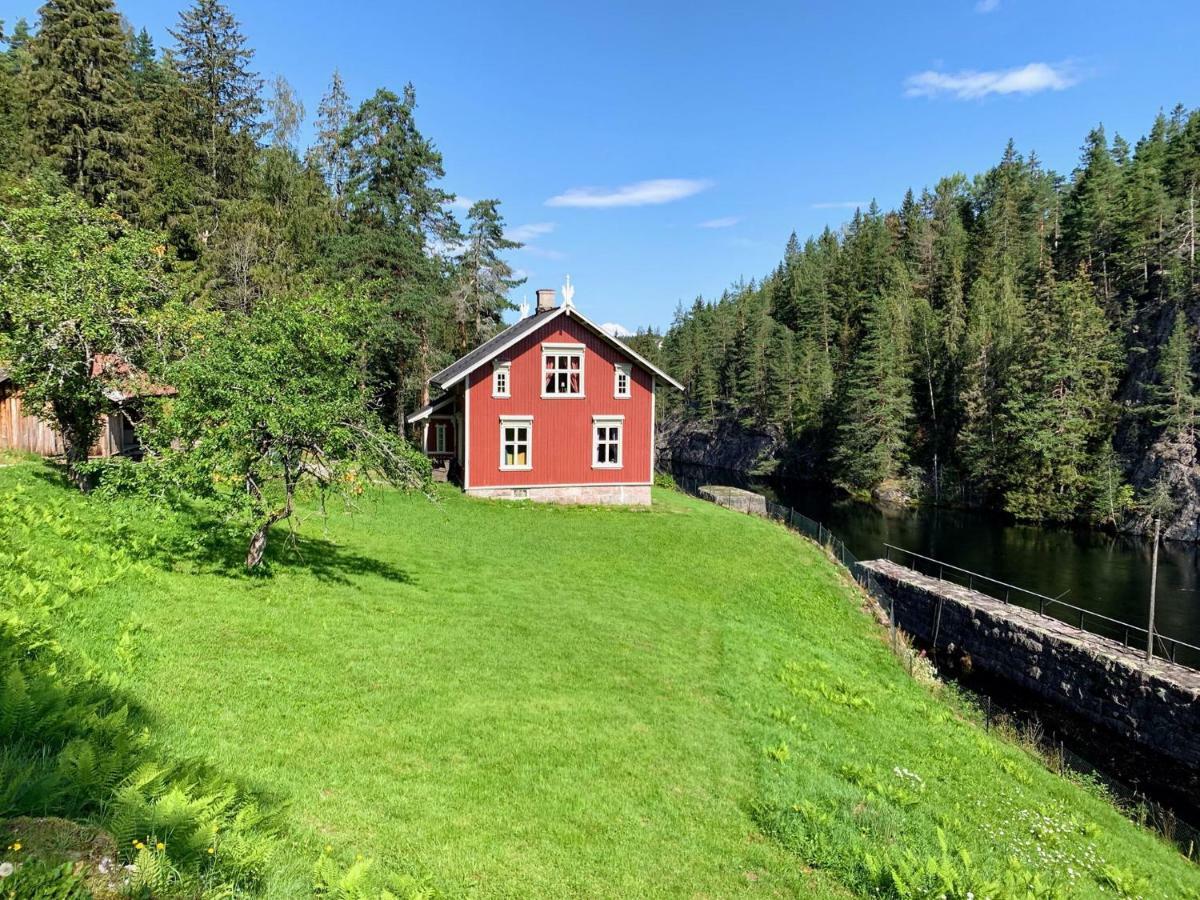 Hotel Vrangfoss Slusevokterbolig Funnemark Exterior foto